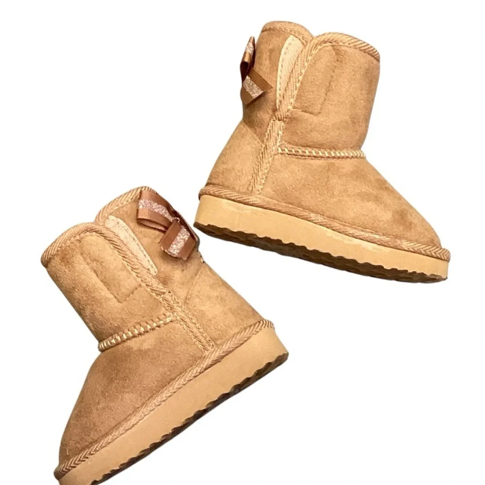 Capelli of New York Toddler Girls Faux Suede Fur Lined Booties, Size 5 NEW‎